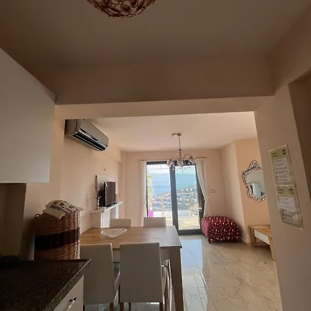 Selen Villa *